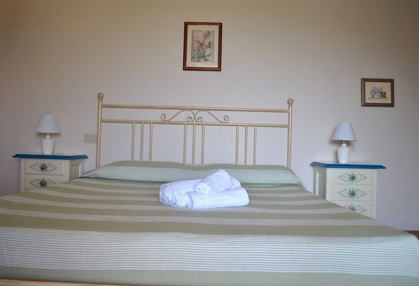 乡村酒店  La Casa Di Spinosella Agriturismo