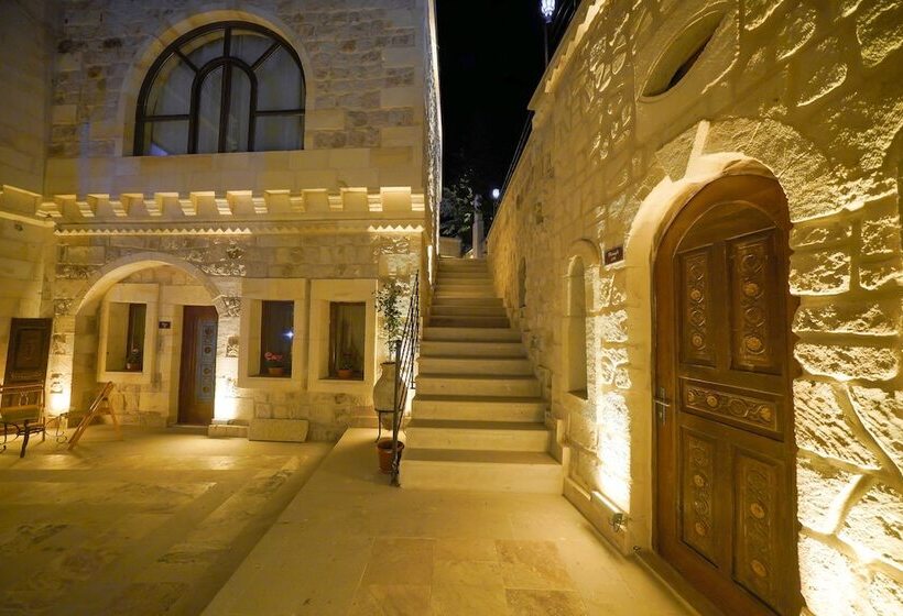 هتل Serenus Cave Suites