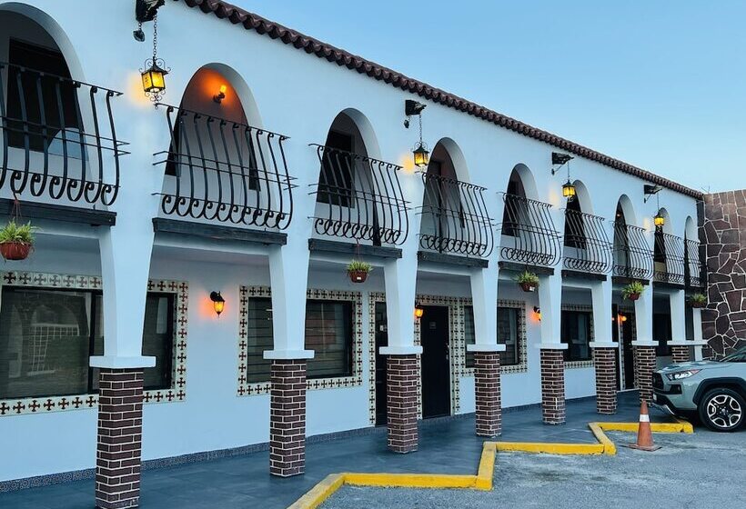هتل & Suites Hacienda Santa Maria