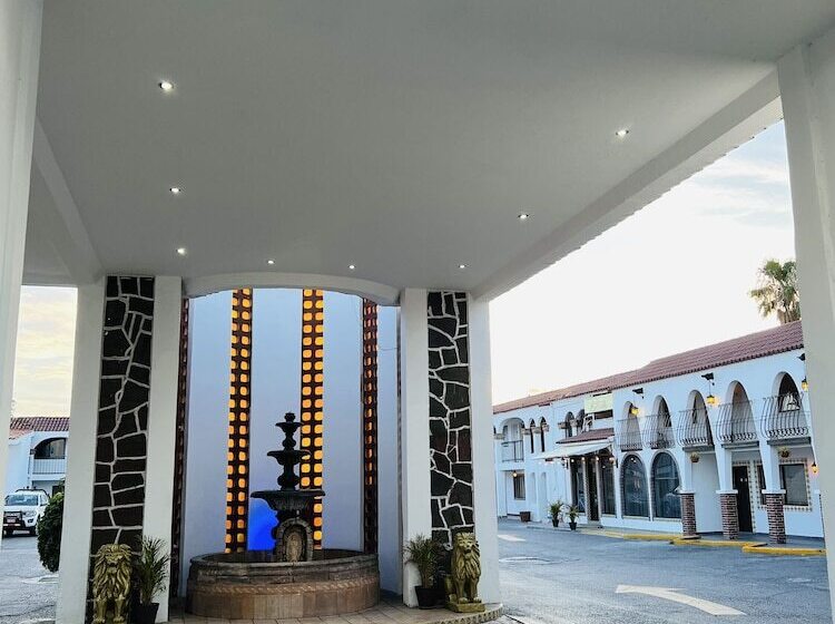 هتل & Suites Hacienda Santa Maria