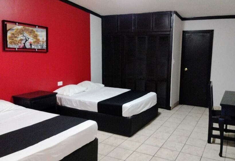 فندق & Suites Hacienda Santa Maria