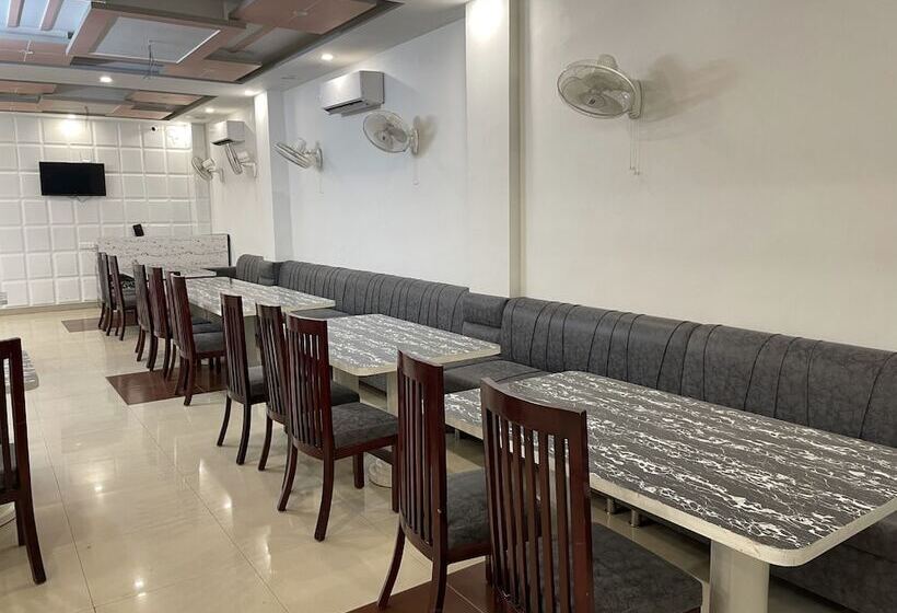 酒店 Sumedha G Village Resort And Spa