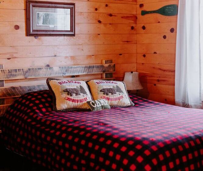 Jack Pines Resort