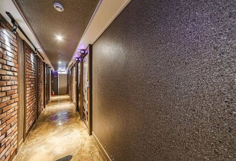 Мотель Gumi Indong Zaza