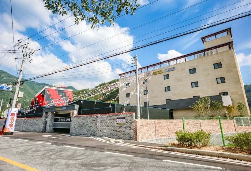 فندق على الطريق Miryang Hotel Lake
