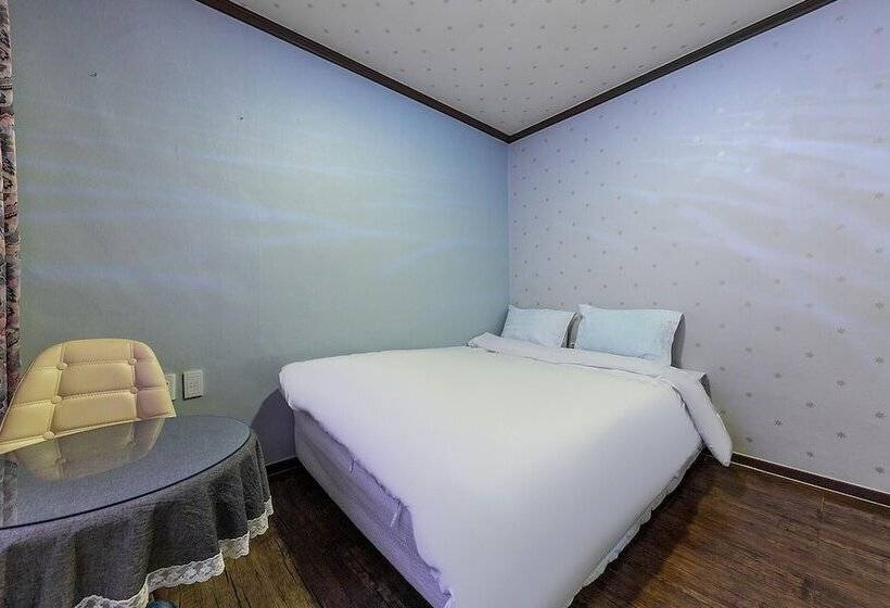 Мотель Yesan Shinwon Parktel