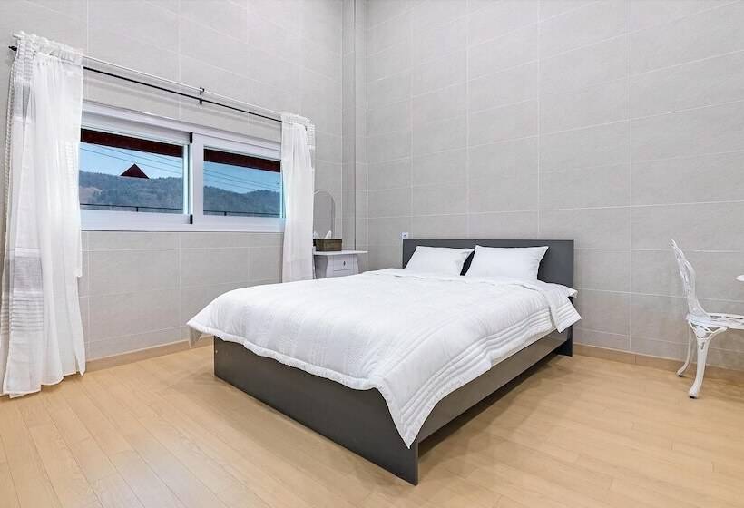 פנסיון Gapyeong Ddel Poolvilla