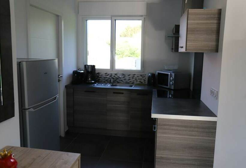 Пансион Le Clos Des Cajaviris