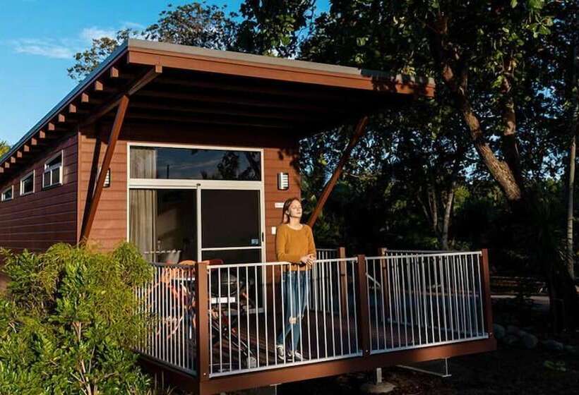Курорт Tasman Holiday Parks   Rollingstone