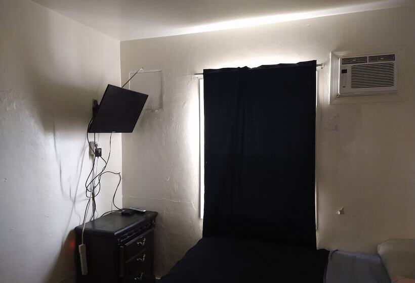 El Amigo Motel