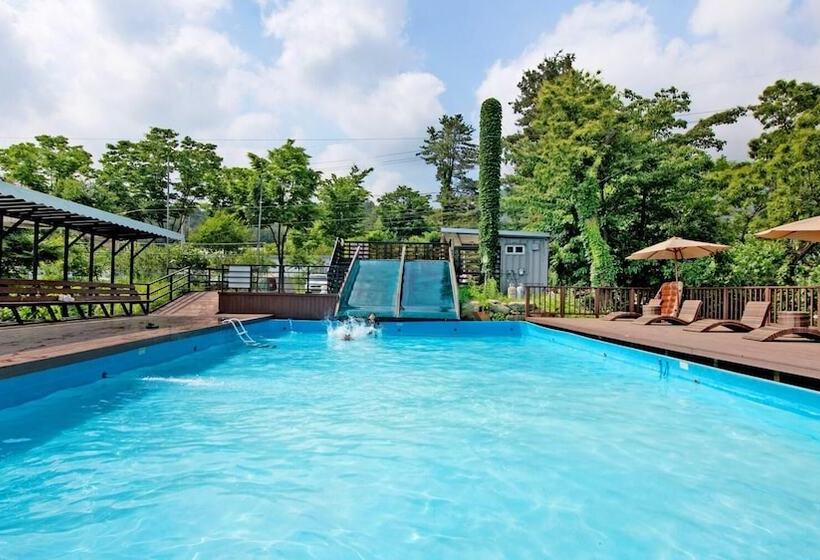 Gapyeong Himong  Aegyeon Pension