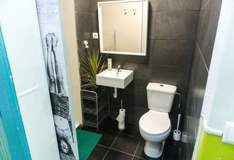 Hospedium República Surf House Hostel