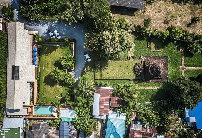 هتل Athita The Hidden Court Chiang Saen