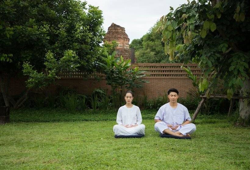 هتل Athita The Hidden Court Chiang Saen