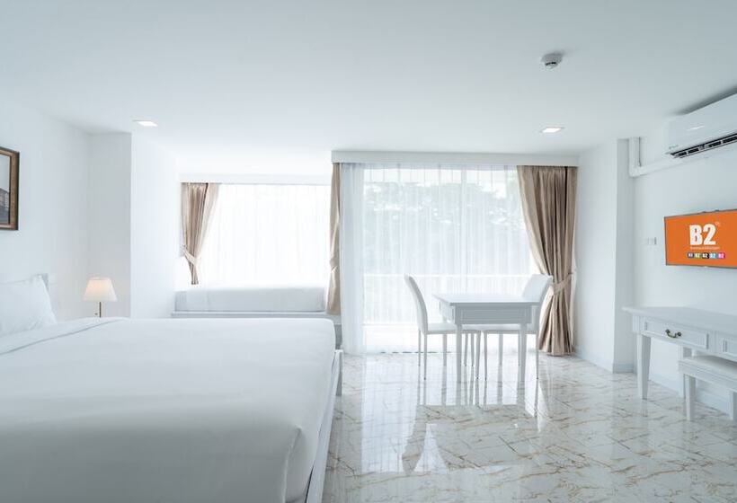 Отель B2 Phuket Premier