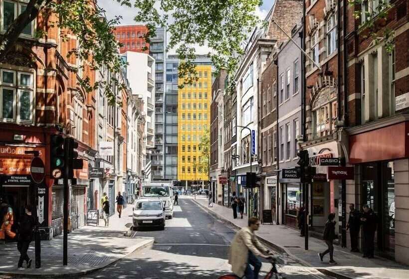 هتل Chateau Denmark London