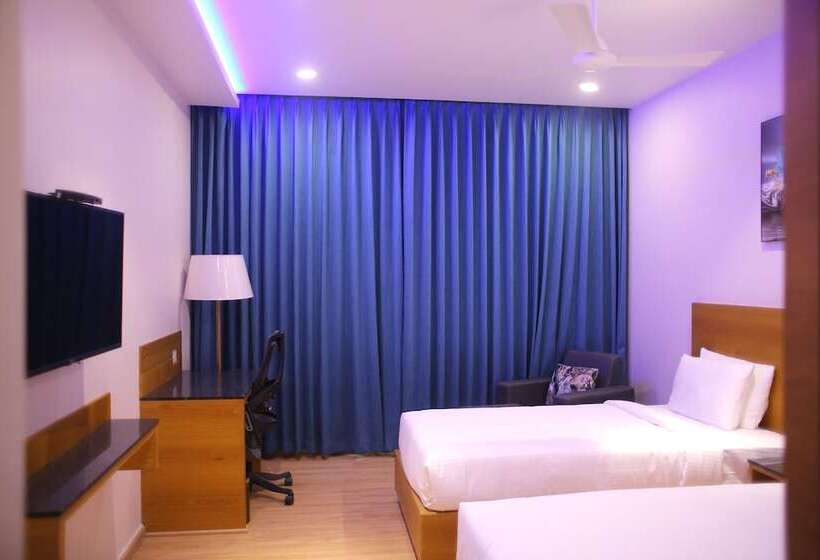 فندق Comfort Inn Kaikaluru