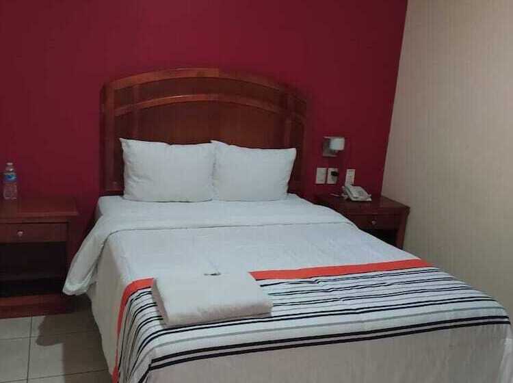 فندق Express Inn Juchitan