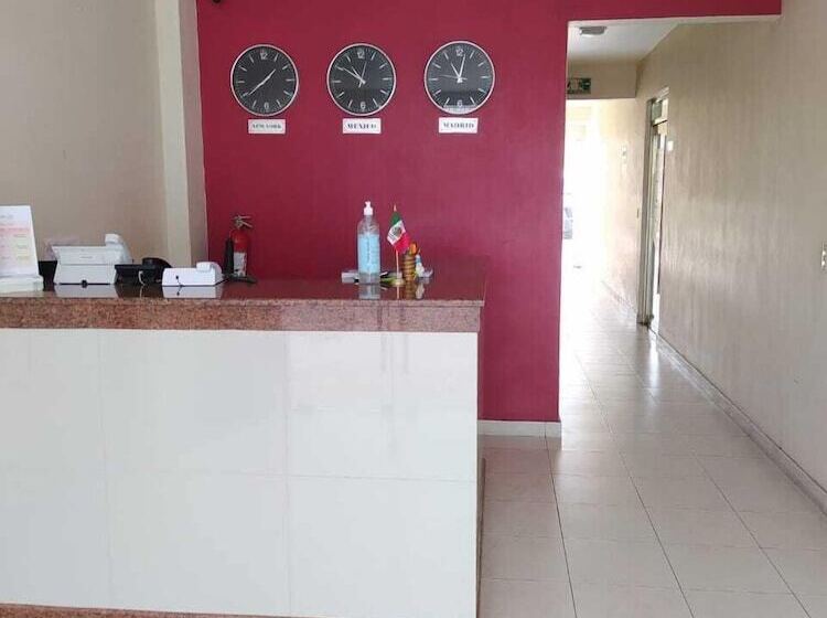 فندق Express Inn Juchitan