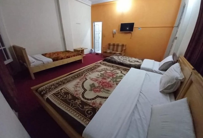 هتل Fr Darya E Swat