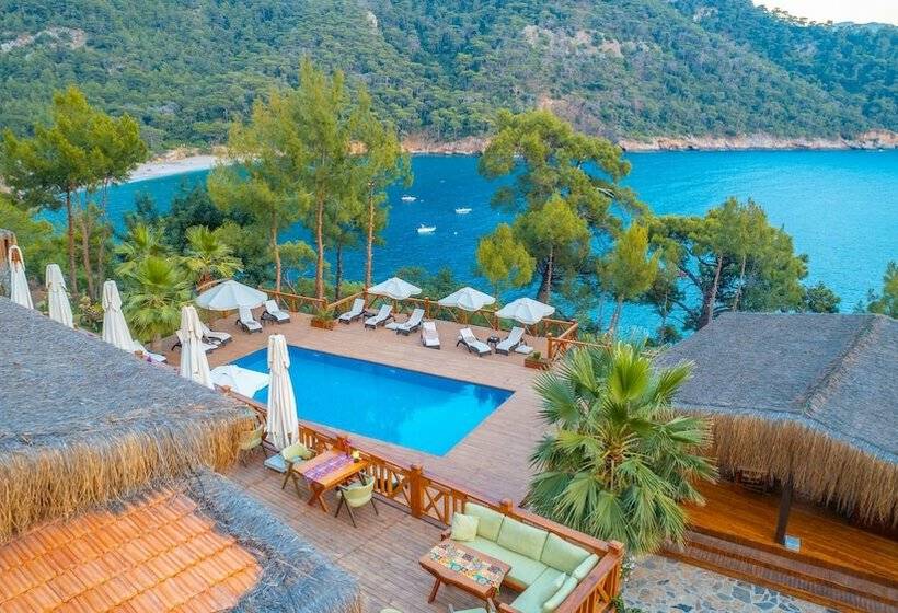 酒店 La Boheme Kabak