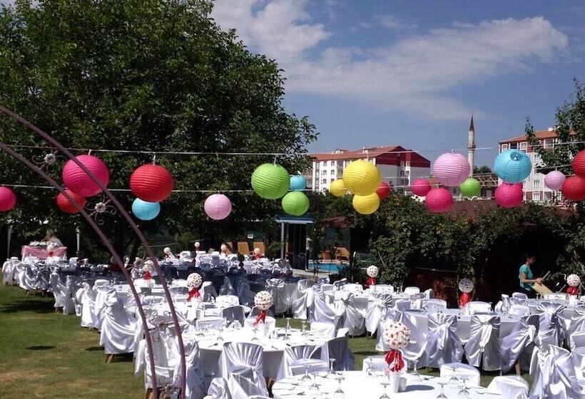 Отель Mehmetoğulları Thermal Resort