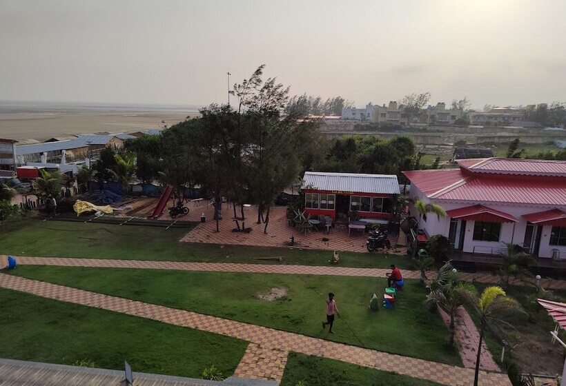 בית מלון כפרי Royal Gitanjali Resorts And Spa