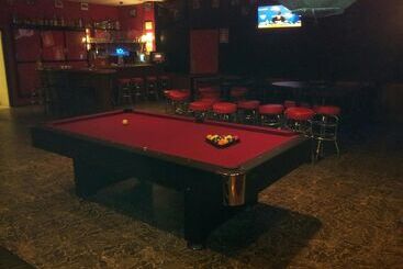هتل Whitewood Inn