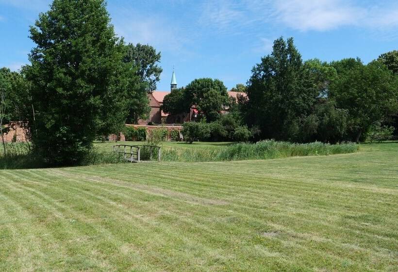 Отель Zentrum Kloster Lehnin
