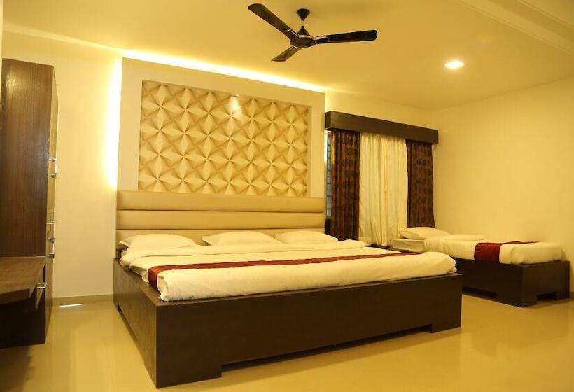 I Roomz Hotel Shivananda