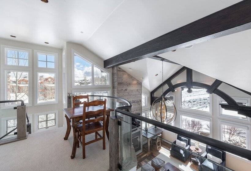 Ironwood By Luxury Mountain Destinations