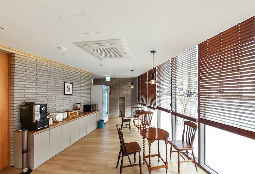 مُتل Jinju Hotel Ondo