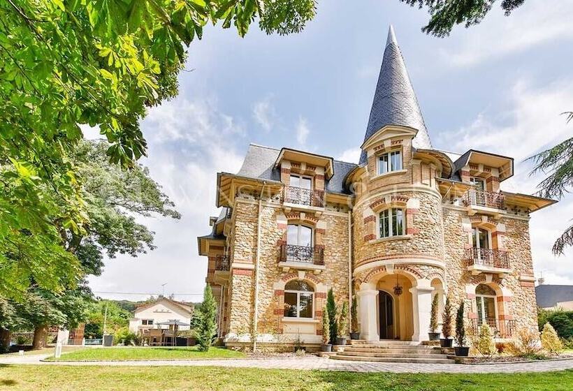 Пансион Château De La Feuilleraie