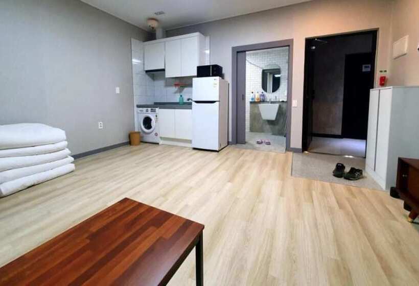 膳宿费 Yanggu Lacky Hostel