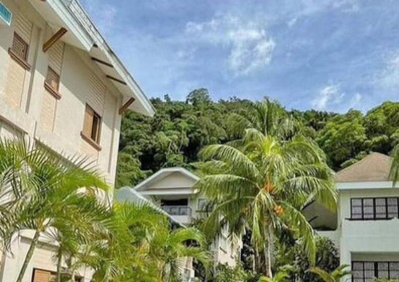 호텔 Pier Uno Dive Resort