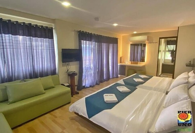호텔 Pier Uno Dive Resort