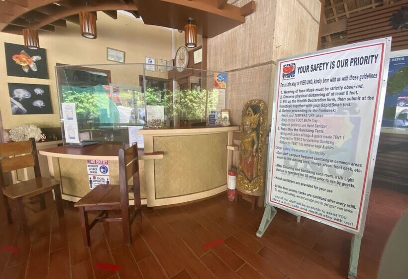 호텔 Pier Uno Dive Resort