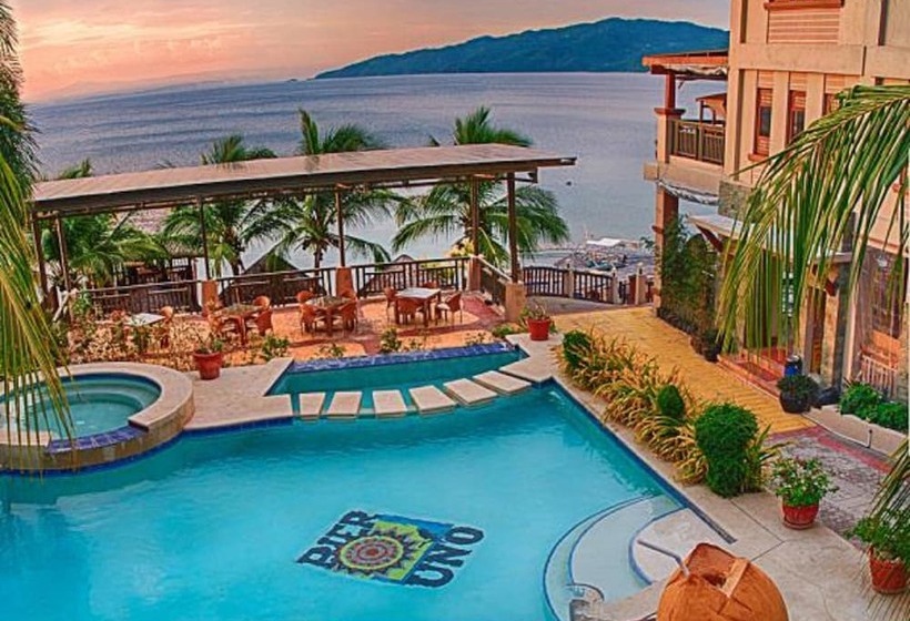 호텔 Pier Uno Dive Resort