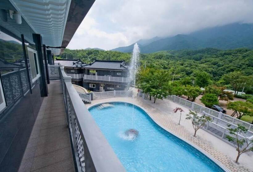Seongju Gayagyeung Pension