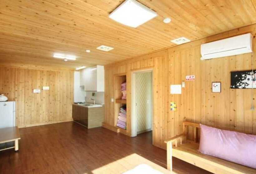 Goseong Family Pension