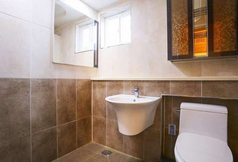 Gurye Sansuyu Kkotdamgil Pension