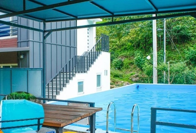 Hadong Huige Stay Pension