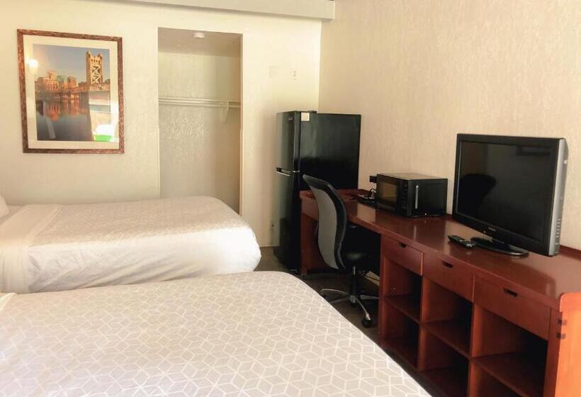 هتل Super 8 By Wyndham San Jose Airport