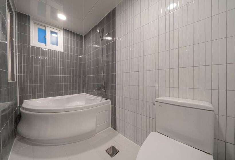 Object Aank Hotel Gumi