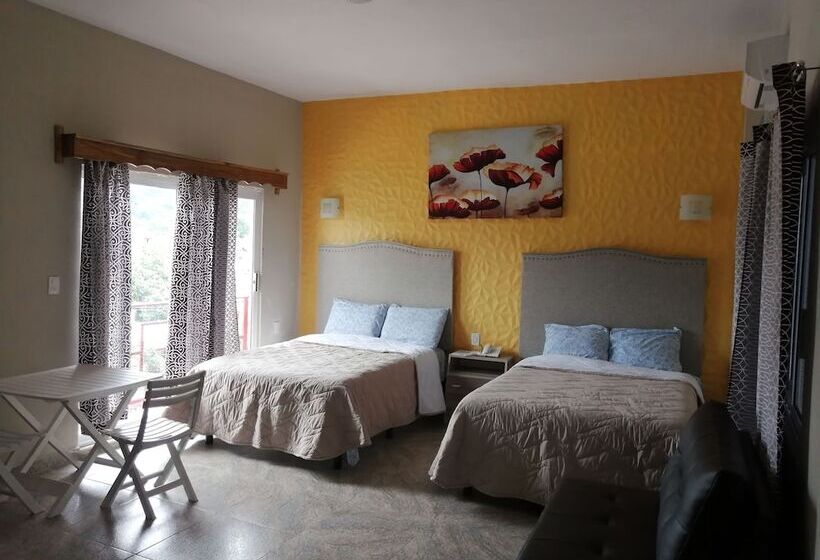 فندق Hostal Quinta Real Del Valle