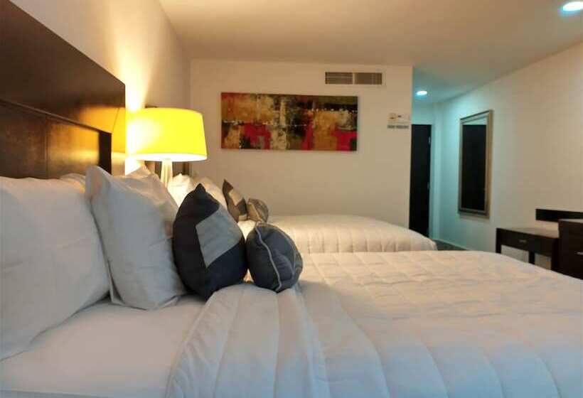 هتل Wyndham Garden Los Mochis Plaza Inn
