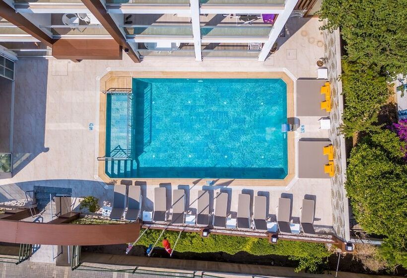هتل Princess Kinli Suites