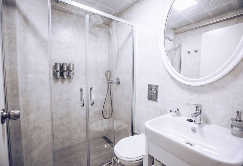 هتل Princess Kinli Suites