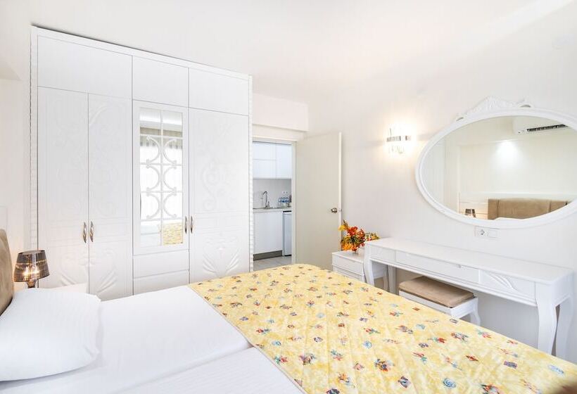 هتل Princess Kinli Suites