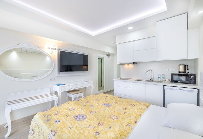هتل Princess Kinli Suites